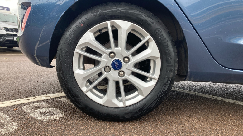 Ford Fiesta 1.0 EcoBoost Titanium 5dr Petrol Hatchback